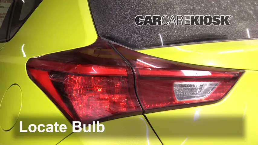 2017 Toyota Corolla iM 1.8L 4 Cyl. Lights